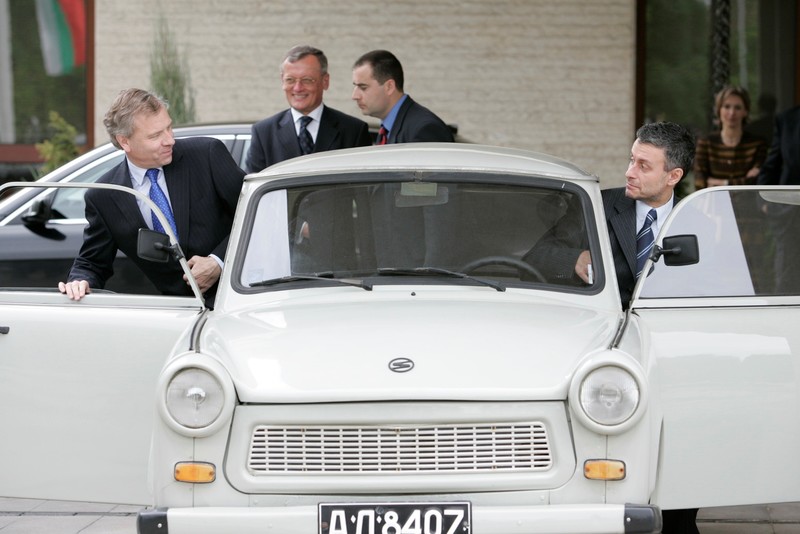 Jaap de Hoop Scheffer, NATO SG (2004-2009), in Sofia